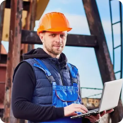 Досвідчені інженери ремонтно-експлуатаційної служби